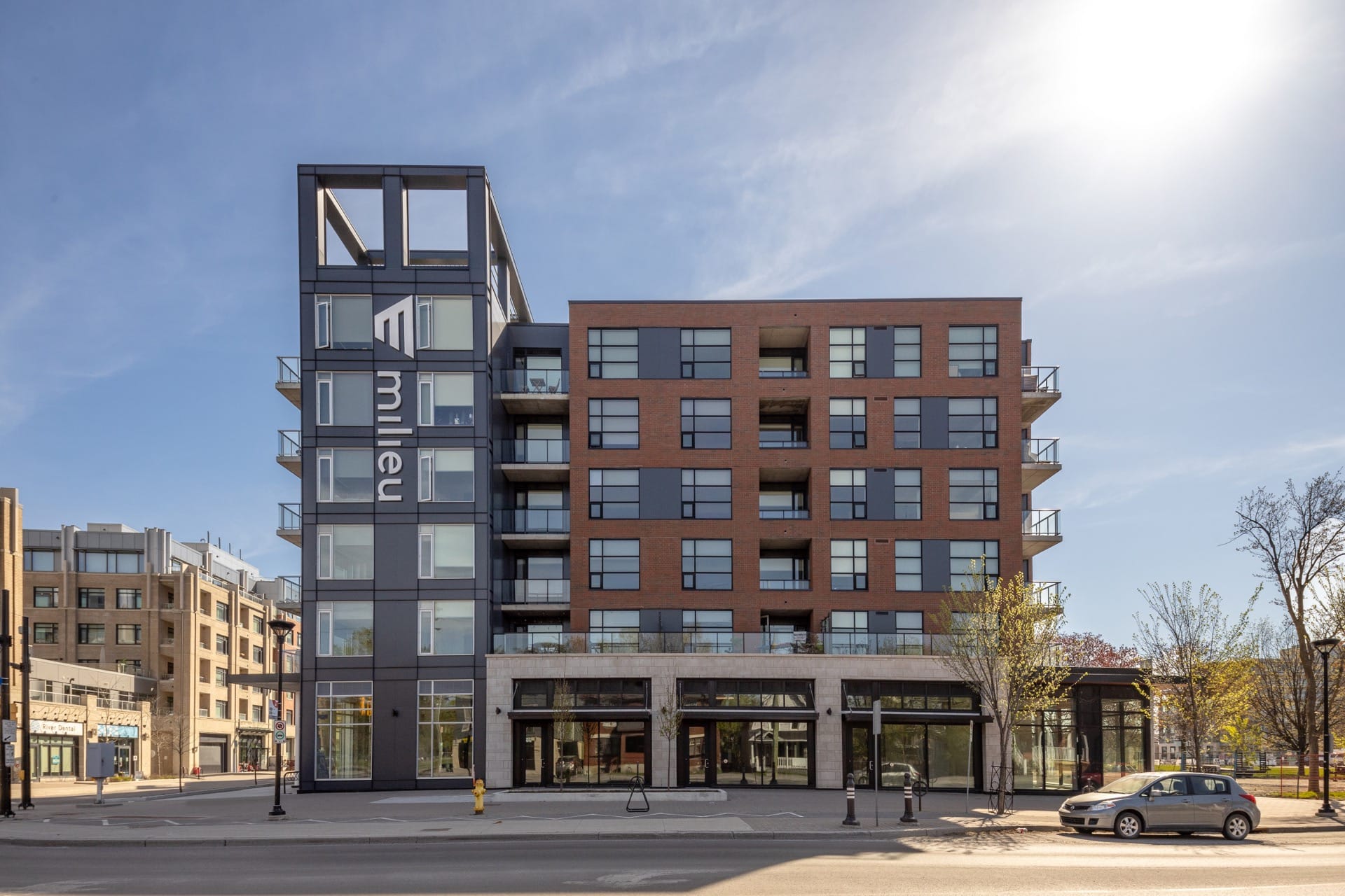 Milieu building
